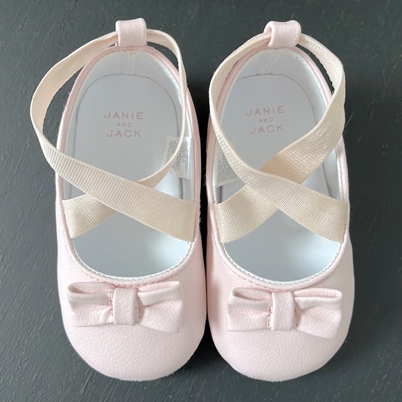 Janie and Jack Ballet Crib Shoe (12–18 Months) - Picture 3 of 4